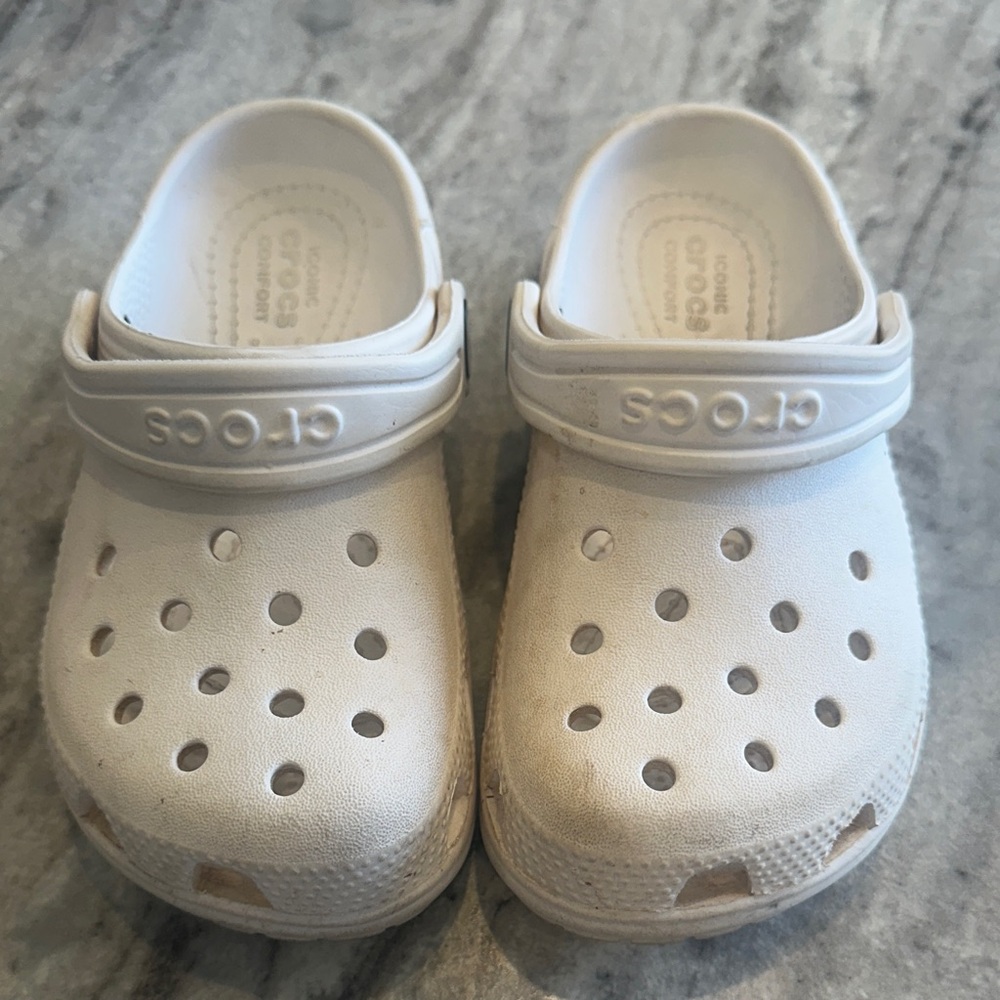 CROCS Kids Classic Clog in White/Cream